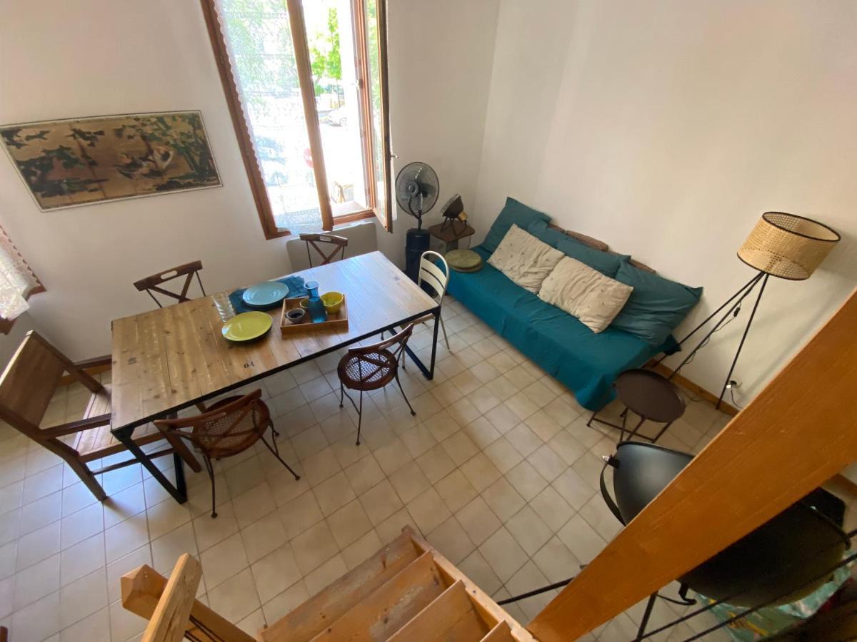 Duplex Arago Au Coeur De Sete, Comme Une Petite Maison Bagian luar foto